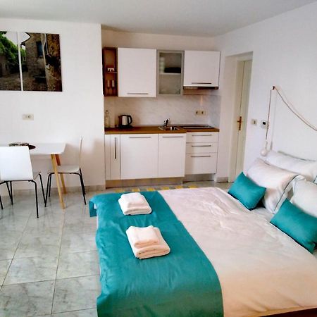 Olive Tree Apartments أوماغ المظهر الخارجي الصورة