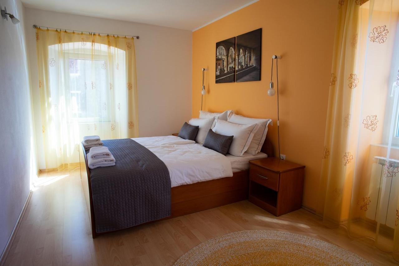 Olive Tree Apartments أوماغ المظهر الخارجي الصورة