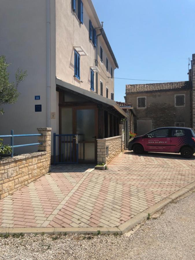 Olive Tree Apartments أوماغ المظهر الخارجي الصورة
